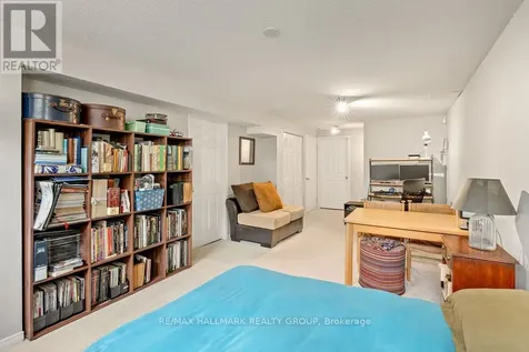 113 Carwood Circle Ottawa ON K1K 4V5