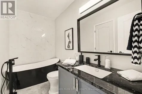 1466 Shawinigan Street Ottawa ON K4A 2M8