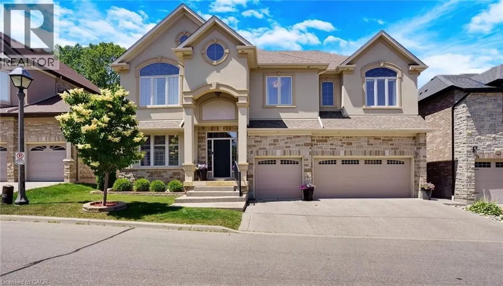 258 Edgewater Crescent Kitchener ON N2A 4M2