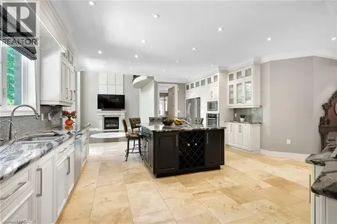 258 Edgewater Crescent Kitchener ON N2A 4M2