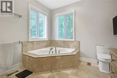 258 Edgewater Crescent Kitchener ON N2A 4M2