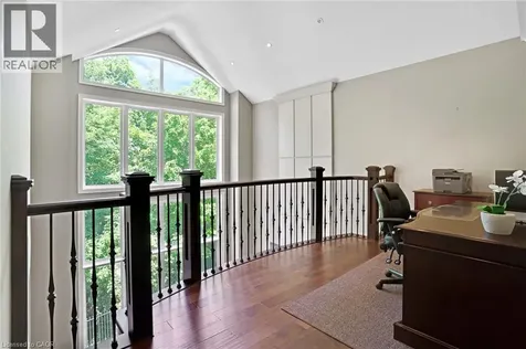 258 Edgewater Crescent Kitchener ON N2A 4M2
