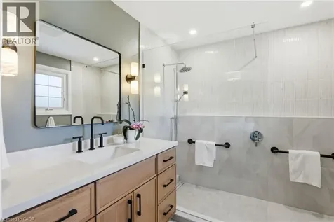 255 Mount Albion Road Hamilton ON L8K 6P8