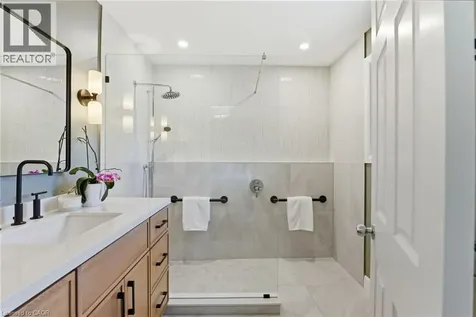 255 Mount Albion Road Hamilton ON L8K 6P8