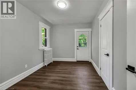 172 Sherman Avenue South Hamilton ON L8M 2P9