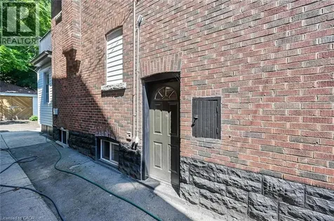 172 Sherman Avenue South Hamilton ON L8M 2P9