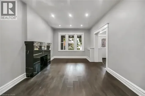 172 Sherman Avenue South Hamilton ON L8M 2P9