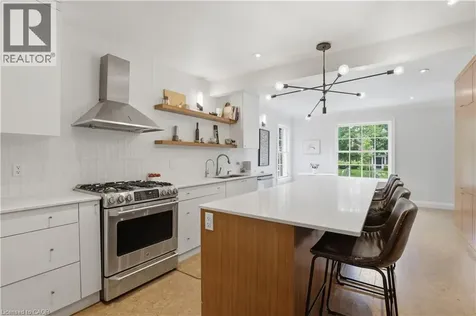 115 Roslin Avenue South Waterloo ON N2L 2H3