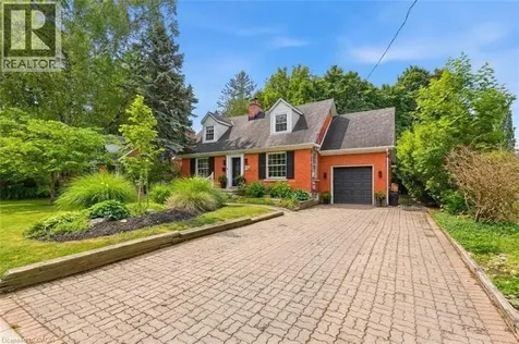 115 Roslin Avenue South Waterloo ON N2L 2H3