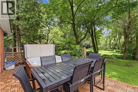 115 Roslin Avenue South Waterloo ON N2L 2H3