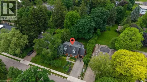 115 Roslin Avenue South Waterloo ON N2L 2H3