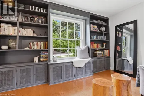 115 Roslin Avenue South Waterloo ON N2L 2H3