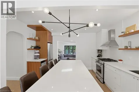 115 Roslin Avenue South Waterloo ON N2L 2H3