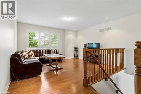 10 Klemscott Road Brampton ON L7A 0P5