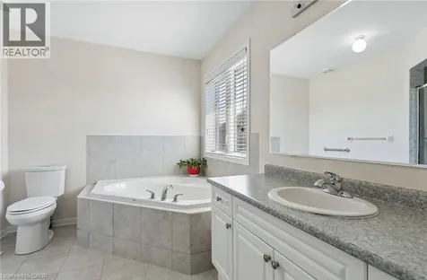 10 Klemscott Road Brampton ON L7A 0P5