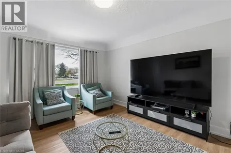 428 Thorold Road Welland ON L3C 3W6