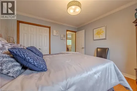 7543 Merritt Avenue Niagara Falls ON L2G 5C3