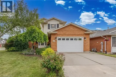 7543 Merritt Avenue Niagara Falls ON L2G 5C3