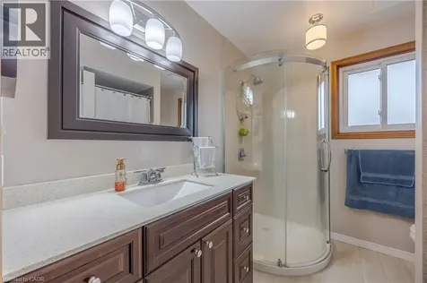 7543 Merritt Avenue Niagara Falls ON L2G 5C3