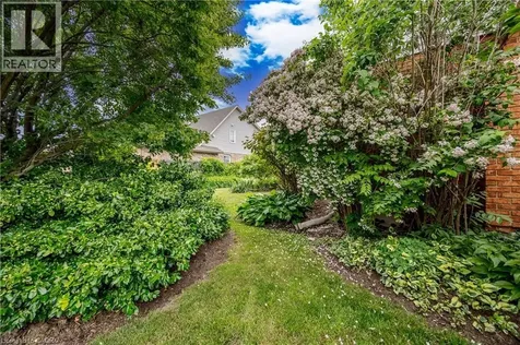 7543 Merritt Avenue Niagara Falls ON L2G 5C3