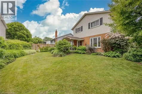 7543 Merritt Avenue Niagara Falls ON L2G 5C3