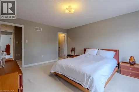 26 Olivia Place Ancaster ON L9K 1R3