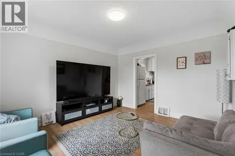 428 Thorold Road Welland ON L3C 3W6