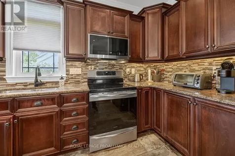 422 Brock Street Brockville ON K6V 7L6