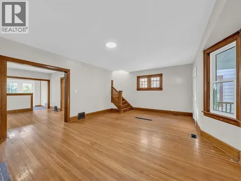 485 Mcewan Avenue Windsor ON N9B 2E7