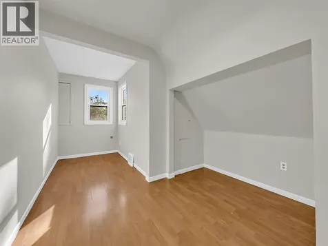 485 Mcewan Avenue Windsor ON N9B 2E7