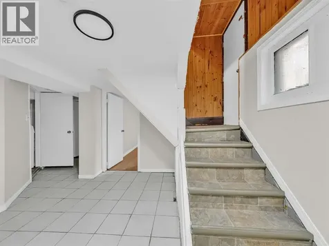 485 Mcewan Avenue Windsor ON N9B 2E7
