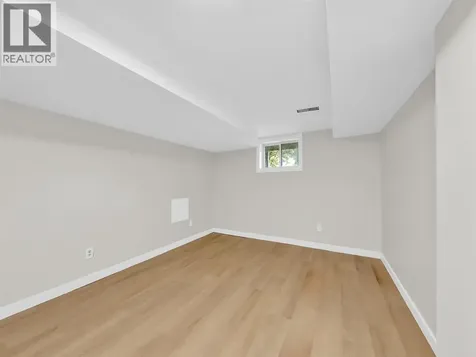 485 Mcewan Avenue Windsor ON N9B 2E7