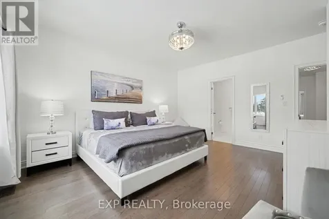 22 18th Street North Wasaga Beach ON L9Z 2H4