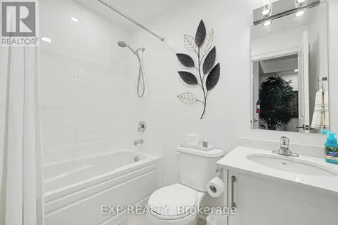 22 18th Street North Wasaga Beach ON L9Z 2H4