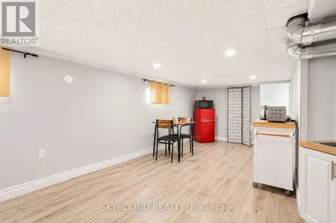 1723 Langlois Avenue Windsor ON N8X 4M4