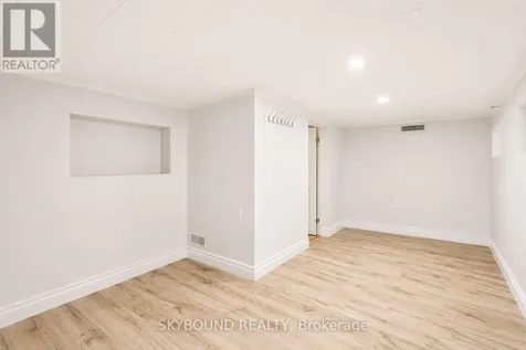 1723 Langlois Avenue Windsor ON N8X 4M4