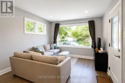 1723 Langlois Avenue Windsor ON N8X 4M4