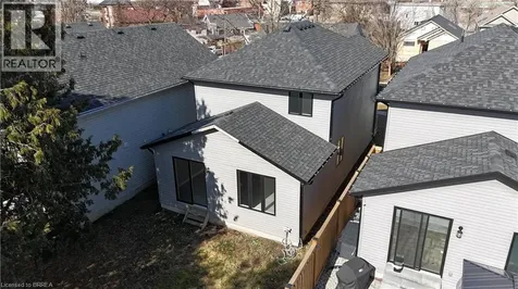 72 Balfour Street Brantford ON N3T 1J7