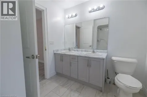 72 Balfour Street Brantford ON N3T 1J7