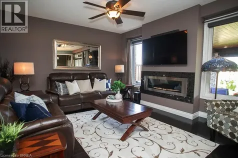 10 Bisset Avenue Brantford ON N3T 0H2