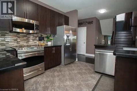10 Bisset Avenue Brantford ON N3T 0H2
