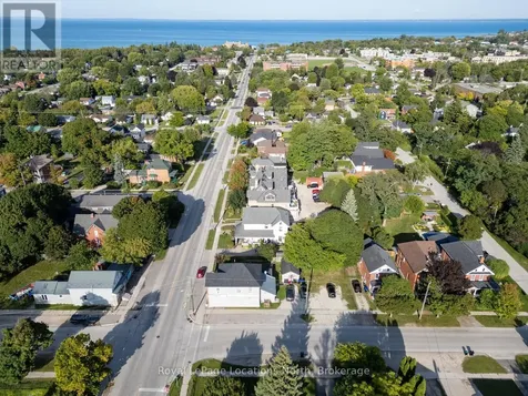 256 Ontario Street Collingwood ON L9Y 1M9
