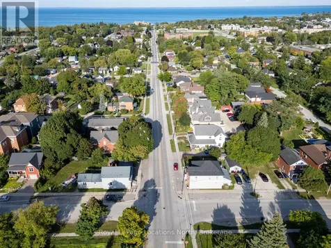 256 Ontario Street Collingwood ON L9Y 1M9