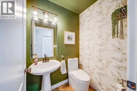 205 Whisper Creek Circle Tecumseh ON N9K 1G3