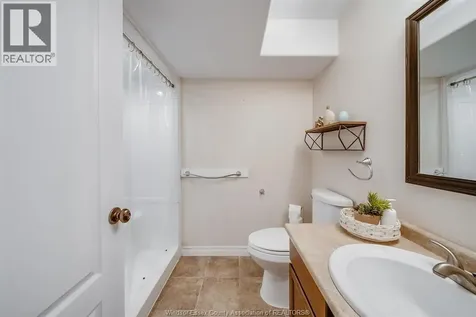 205 Whisper Creek Circle Tecumseh ON N9K 1G3