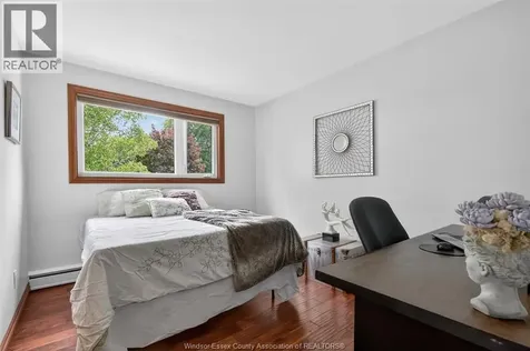 421 Arlington Tecumseh ON N8N 2K1