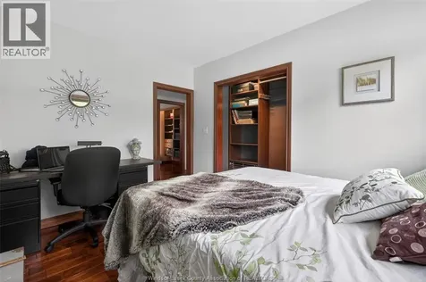421 Arlington Tecumseh ON N8N 2K1