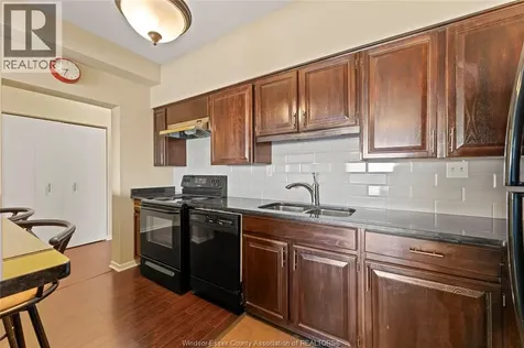 3663 Riverside Drive Windsor ON N8Y 4V3