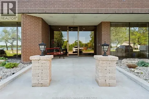 3663 Riverside Drive Windsor ON N8Y 4V3