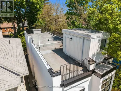 35 Beechwood Drive Toronto (broadview North) ON M4K 3H7